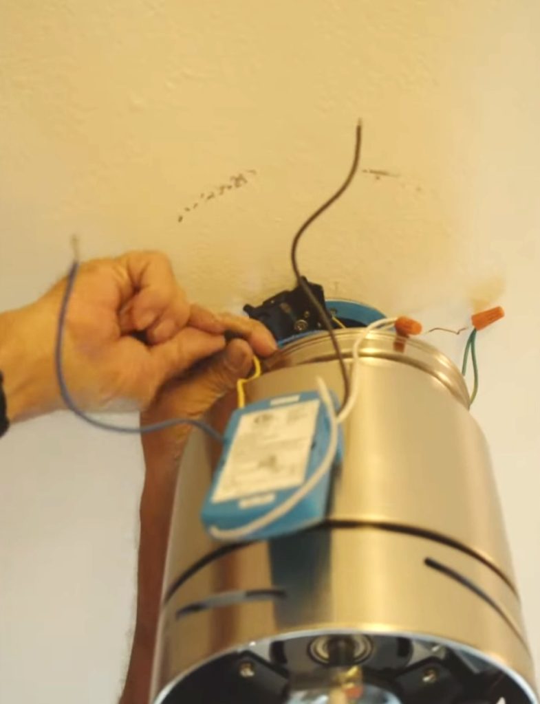 handyman kenner - one man and a tool box