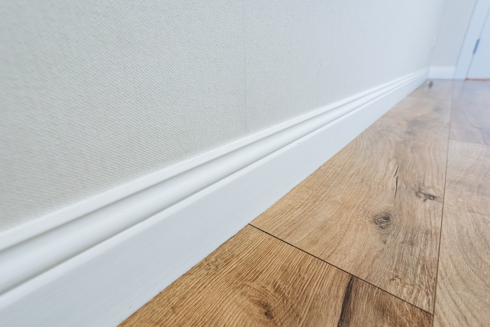 Does Your Trim Need a Handyman or a Painter - handyman in new orleans - one man and a toolbox